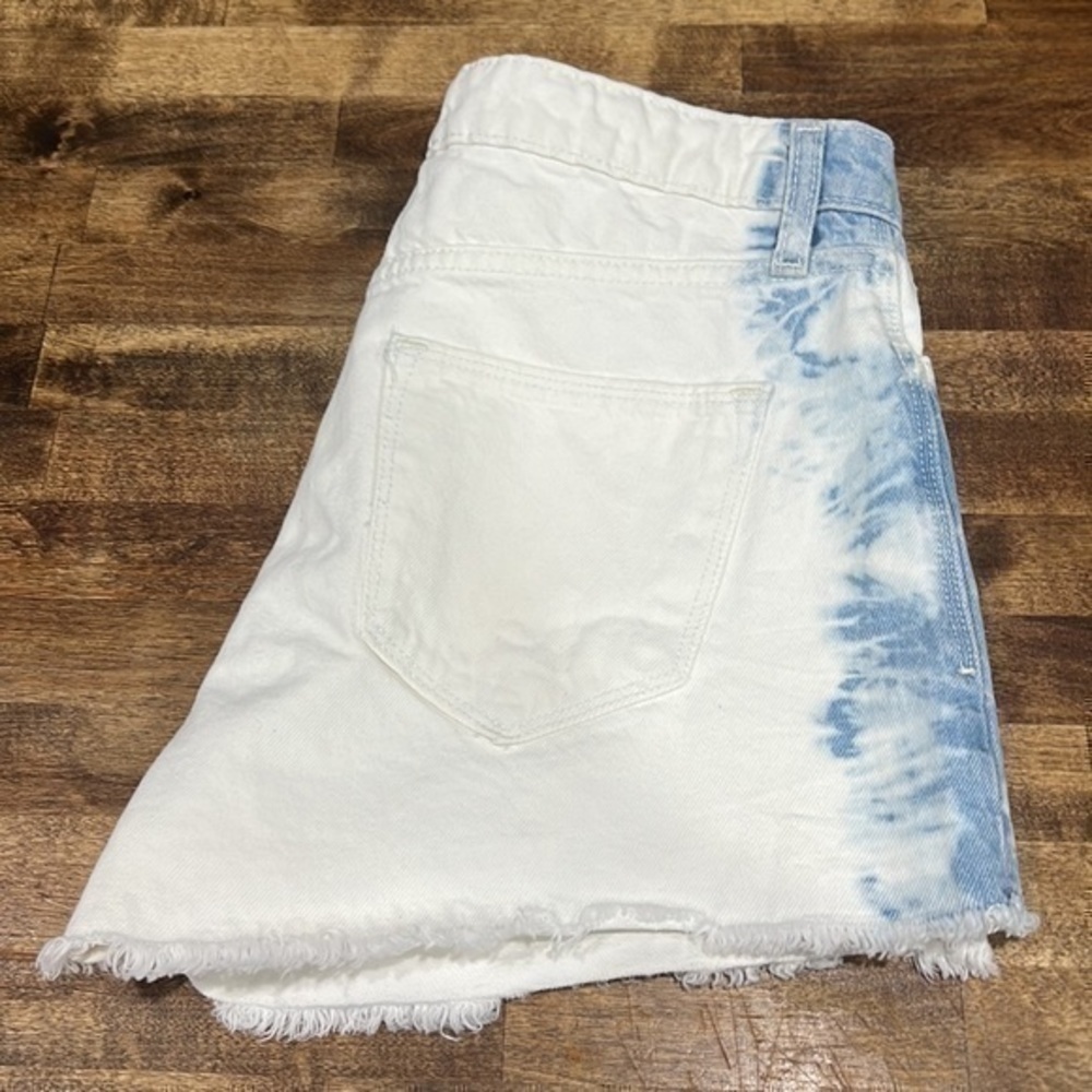 🟣NWT WOMEN'S ARIZONA FADED WHITE/ BLUE JEAN - Picture 4 of 4